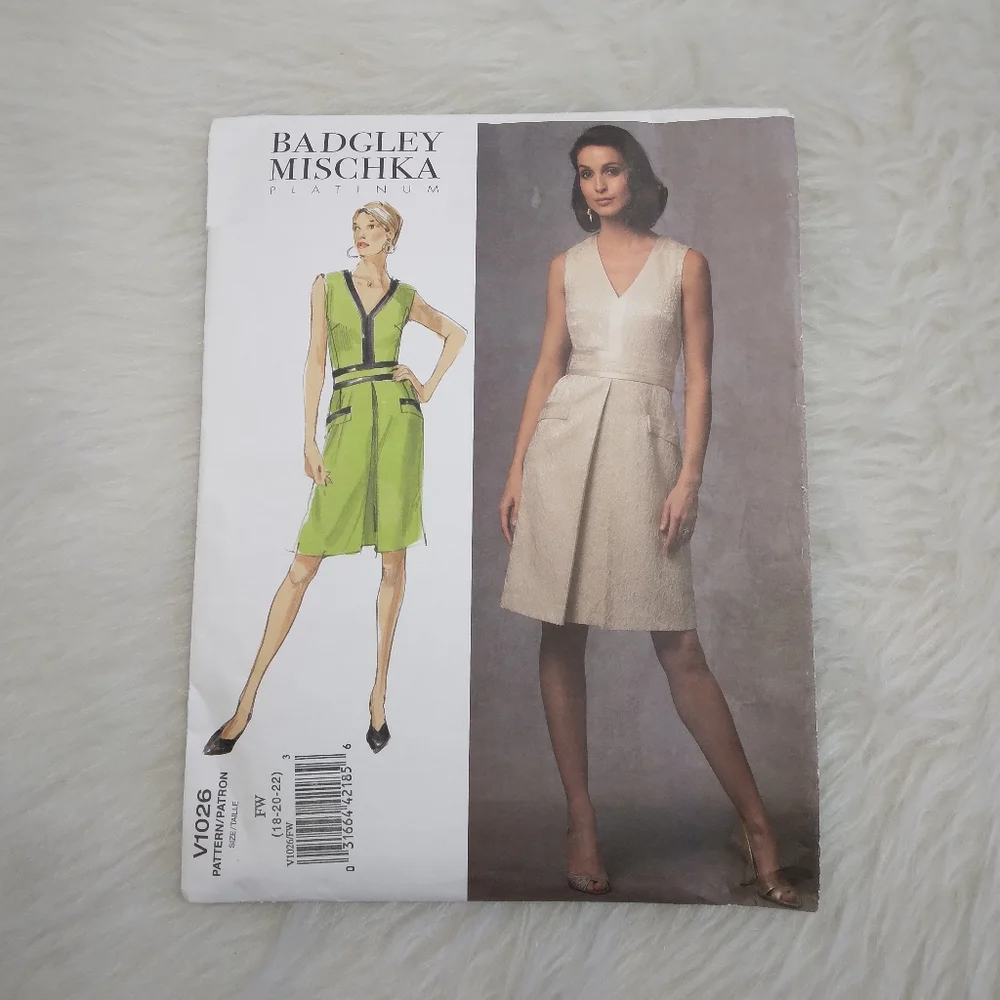 VOGUE Bradgley Mischka Dress Sz 18-20-22